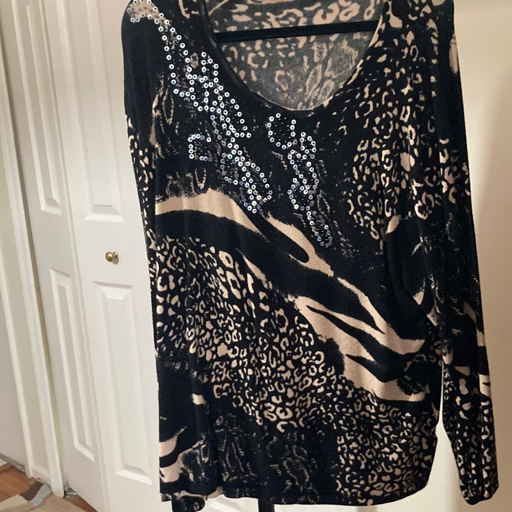 Beaded sequence sweater black beige